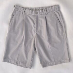 Nike Golf Men's Khaki Gray Shorts SIze 32 Medium